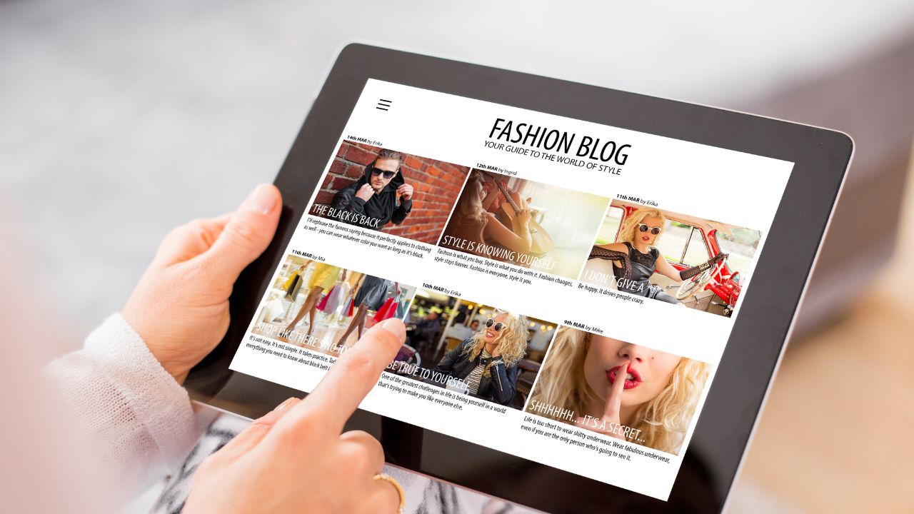 Some WordPress themes for fashion bloggers come with tools for easy customization and editing.
