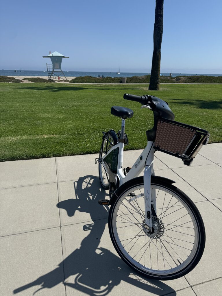 Exploring Santa Barbara is a breeze with the resort’s bike rentals. I found the electric bikes particularly convenient for getting around the city. Renting a bike allowed me to visit Stearns Wharf and State Street effortlessly, providing both exercise and an eco-friendly mode of transportation. The electric bikes cost about $8 for a 30-minute ride plus tax, but you can also opt for a monthly pass if you plan to use them frequently, which offers a better deal.Tip: Consider using the bike rentals to explore nearby attractions like the Santa Barbara Zoo and local shopping villages.